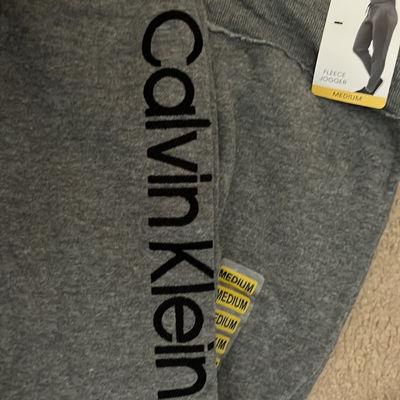 Calvin Klein Fleece Joggers - Picture 3 of 4